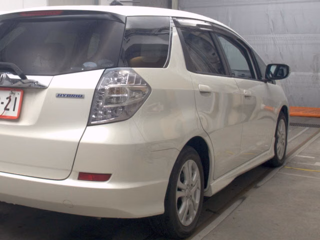 HONDA FIT SHUTTLE