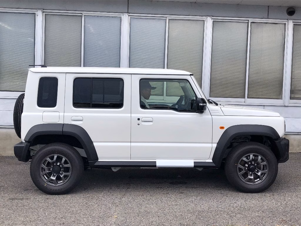 SUZUKI JIMNY