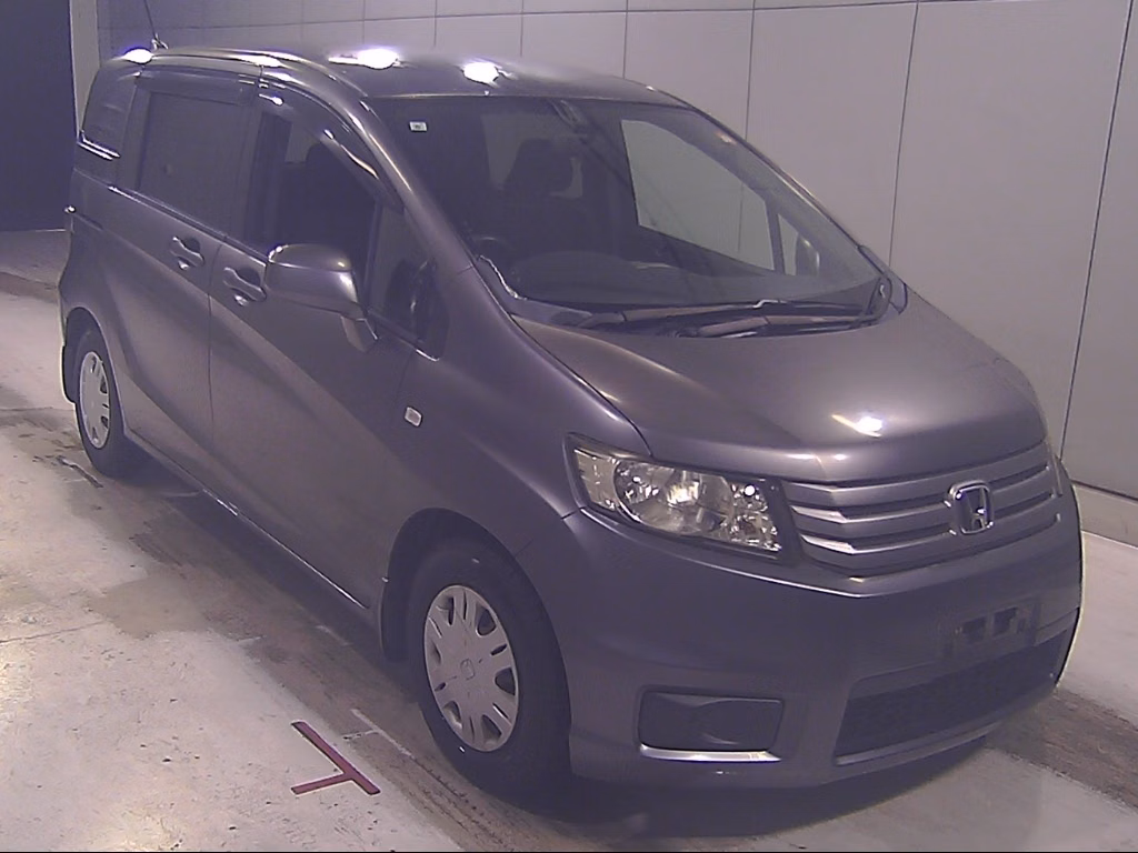 Honda Freed Spike