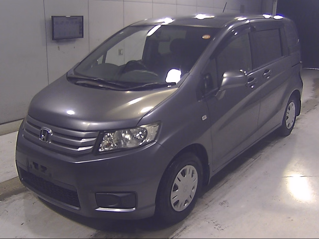 HONDA FREED SPIKE