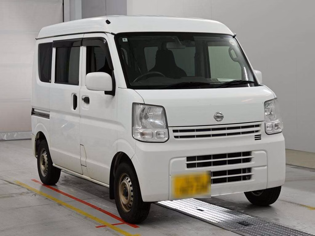 NISSAN NV100 CLIPPER