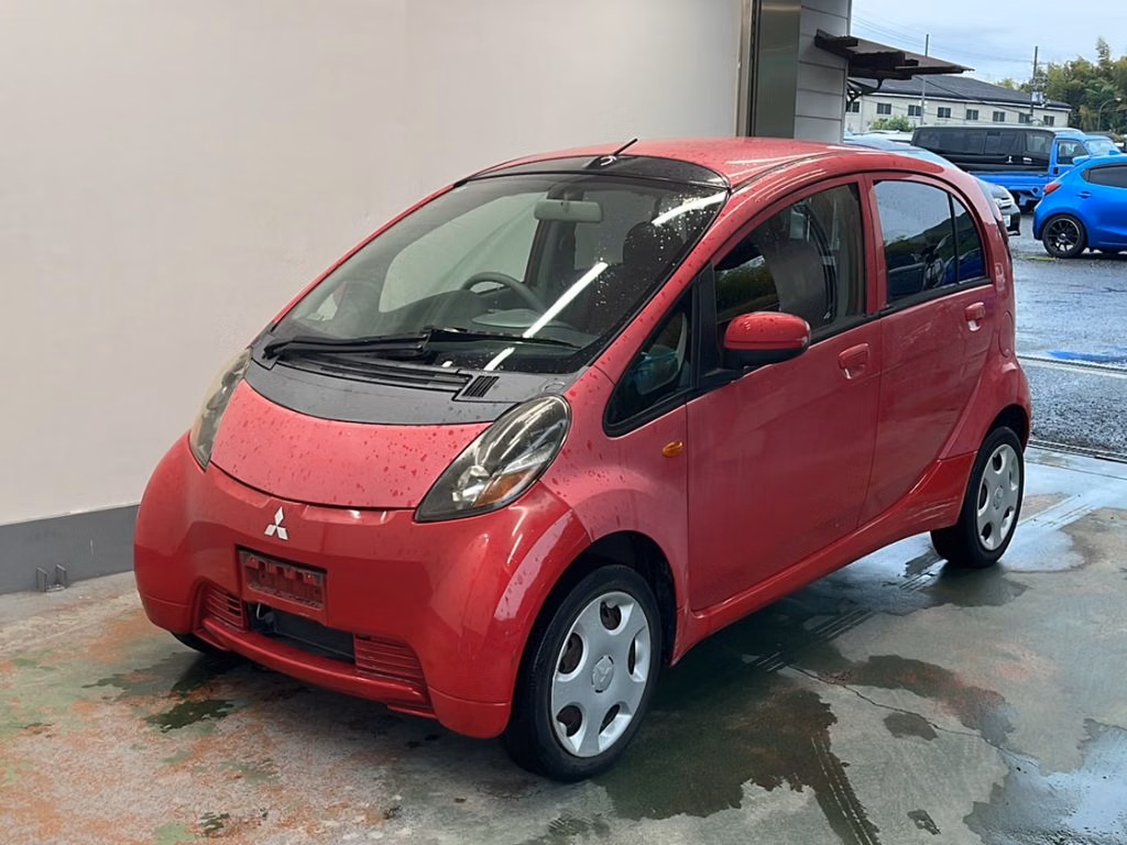 MITSUBISHI I