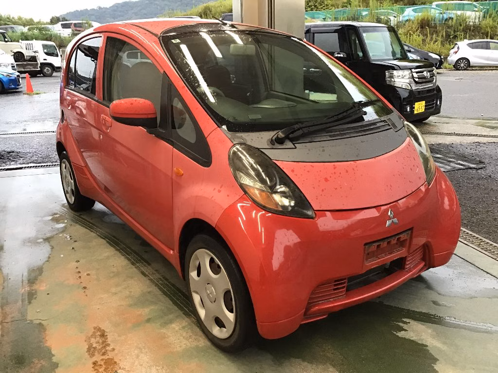 MITSUBISHI I
