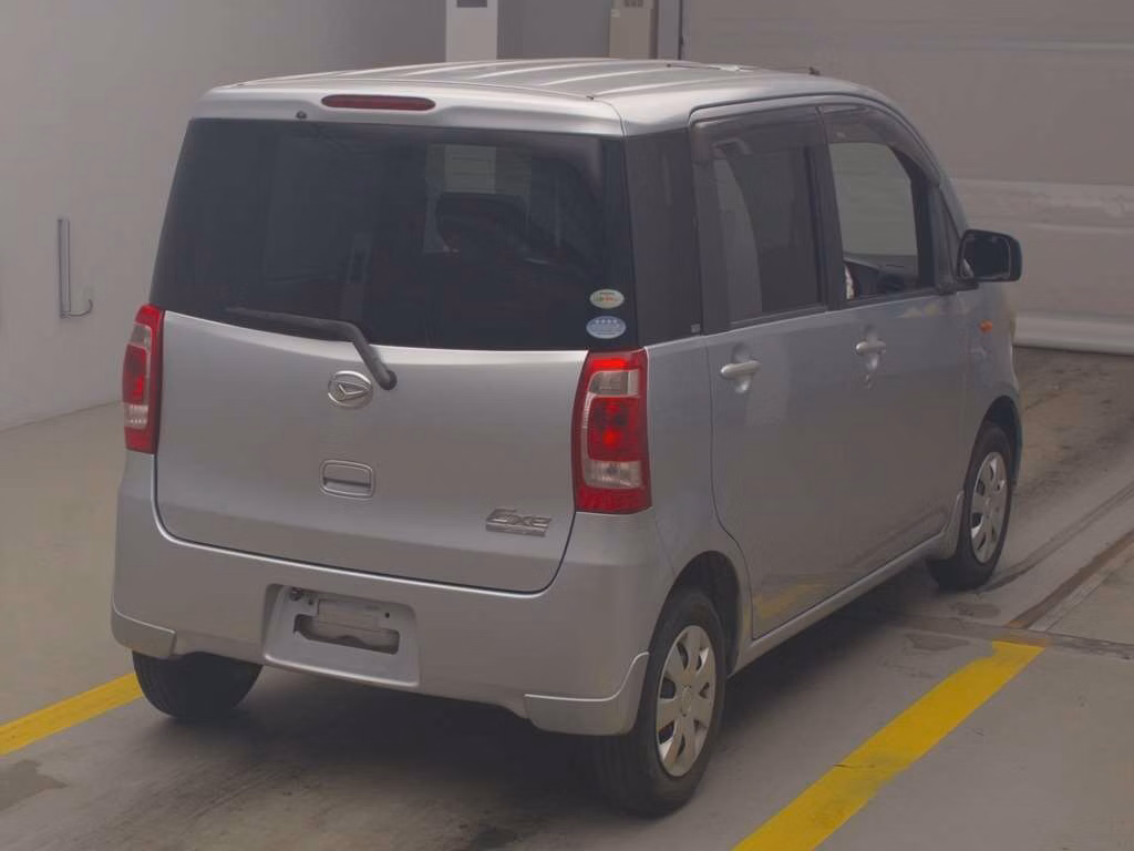 DAIHATSU TANTO EXE