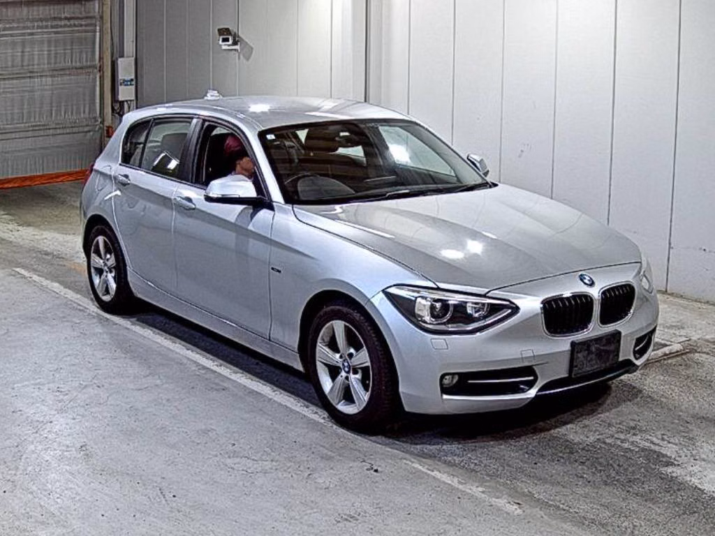 BMW 1-SERIES
