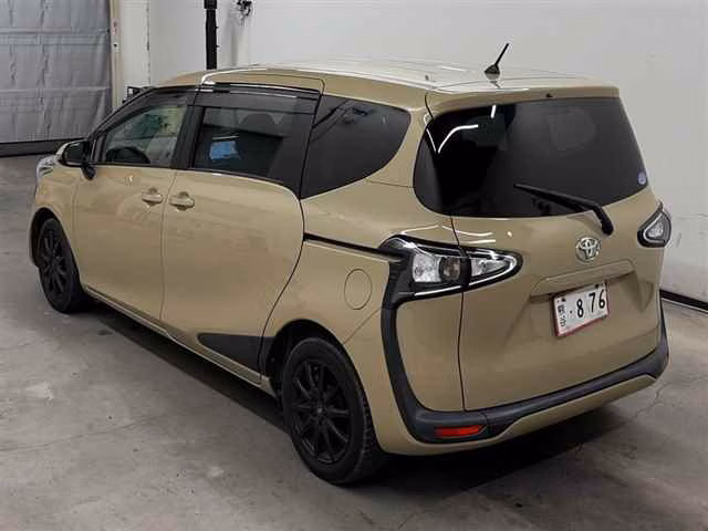 TOYOTA SIENTA