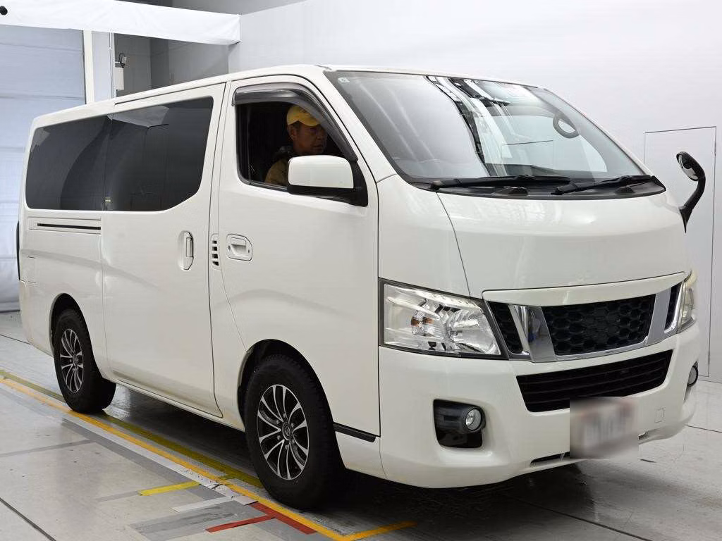 NISSAN NV350 CARAVAN