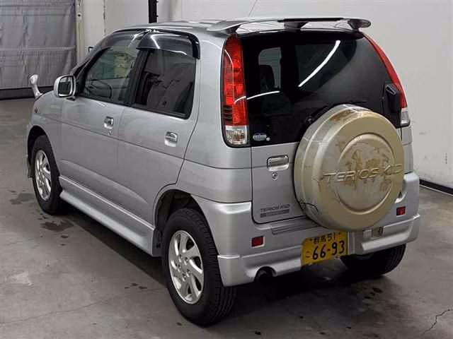 DAIHATSU TERIOS KID