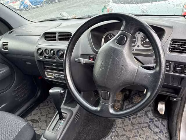 DAIHATSU TERIOS KID