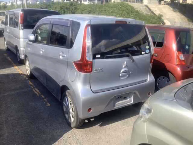 MITSUBISHI EK WAGON