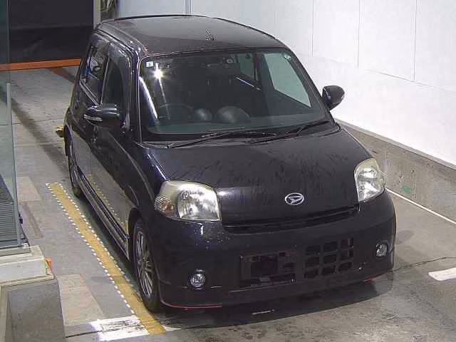 DAIHATSU ESSE