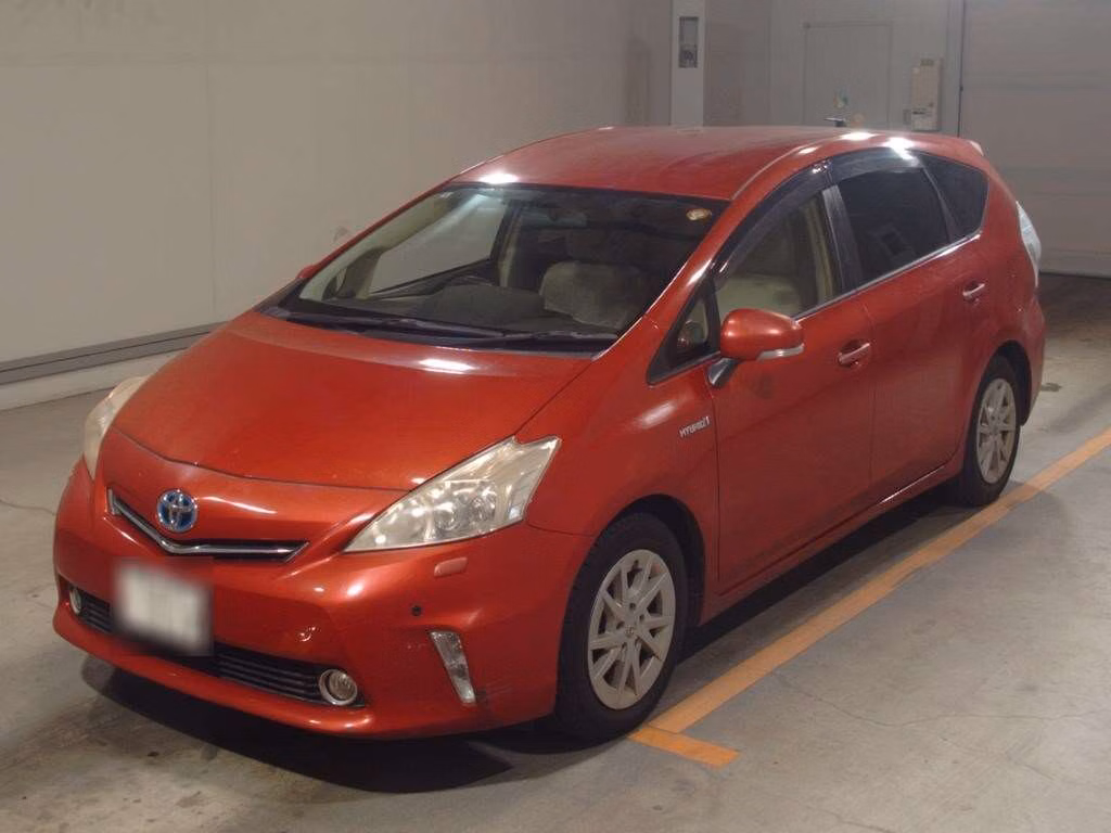TOYOTA PRIUS ALPHA