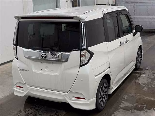 TOYOTA TANK