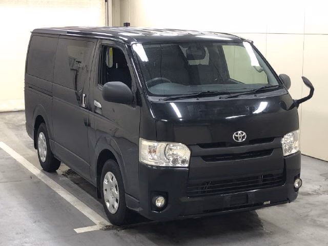 TOYOTA REGIUS ACE
