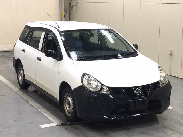 Nissan AD