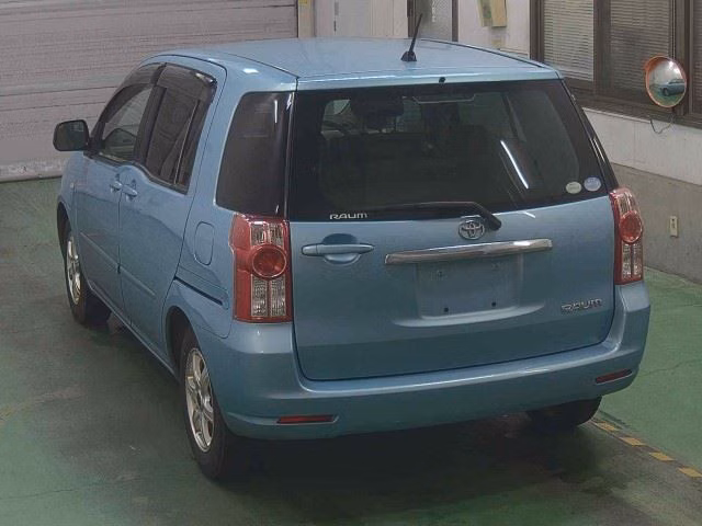TOYOTA RAUM