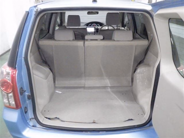 TOYOTA RAUM