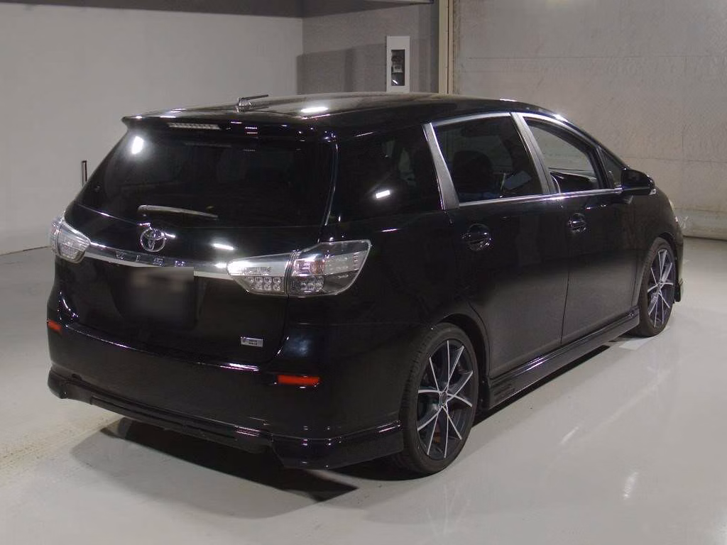 TOYOTA WISH