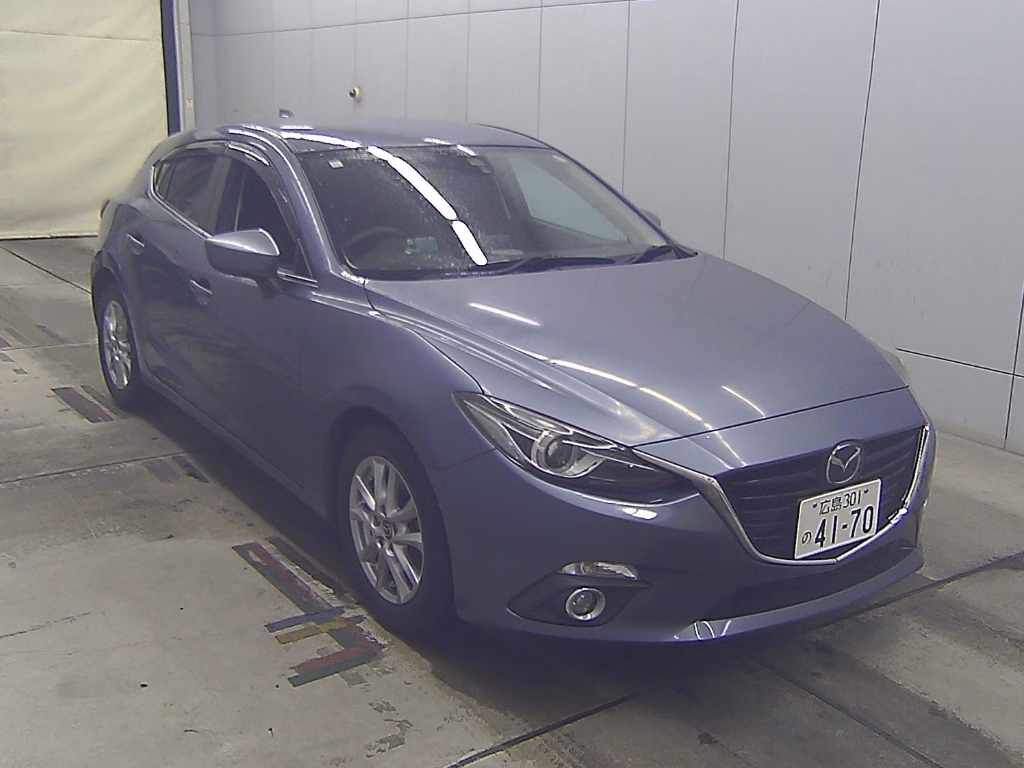 MAZDA AXELA
