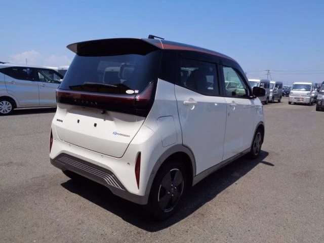 NISSAN SAKURA