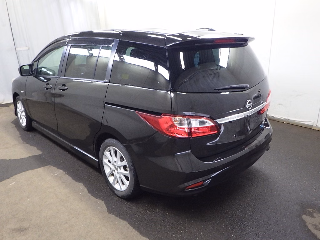 NISSAN LAFESTA