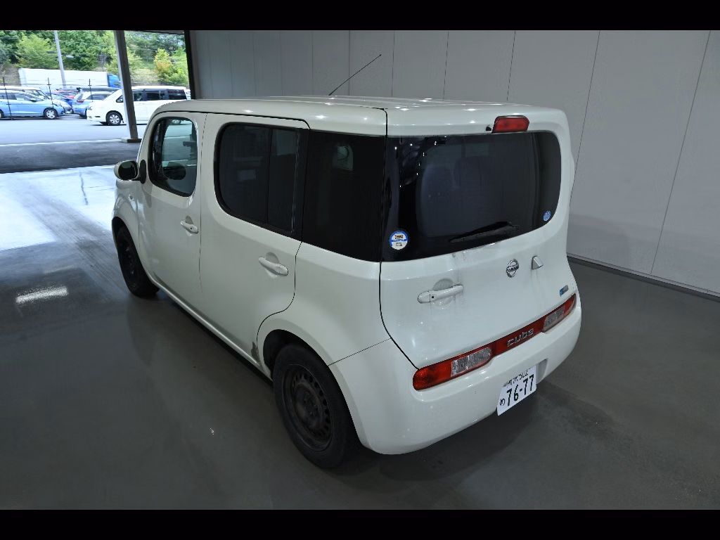 NISSAN CUBE