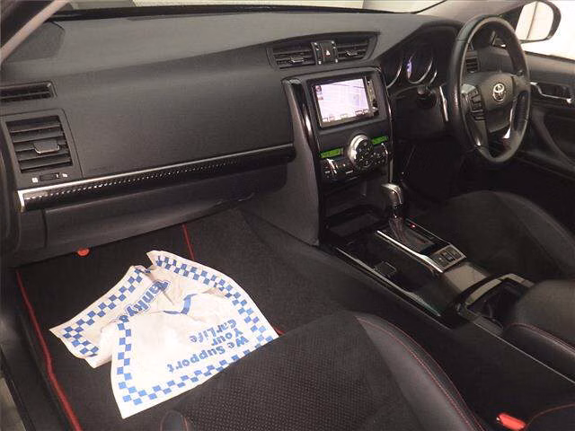 TOYOTA MARK X