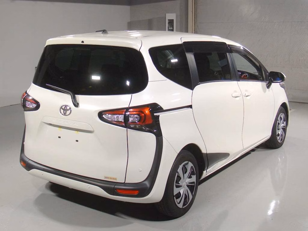 TOYOTA SIENTA