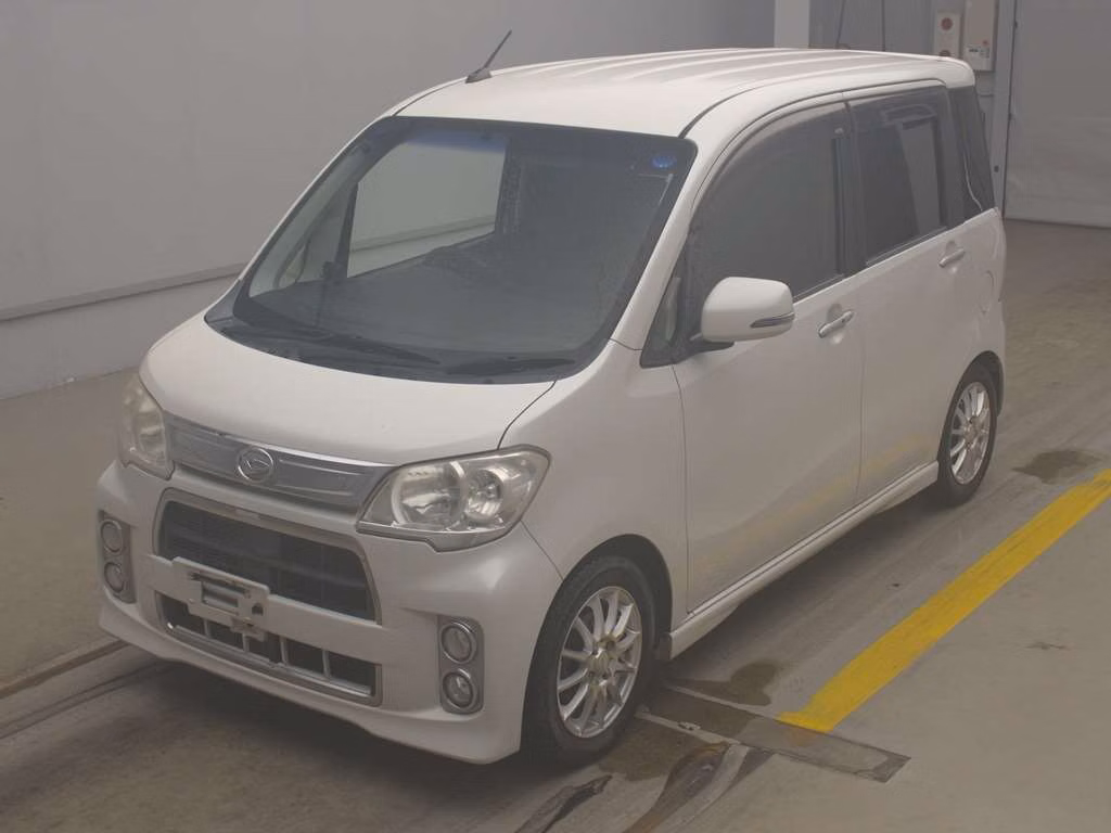 DAIHATSU TANTO EXE