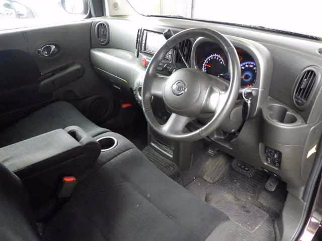 NISSAN CUBE