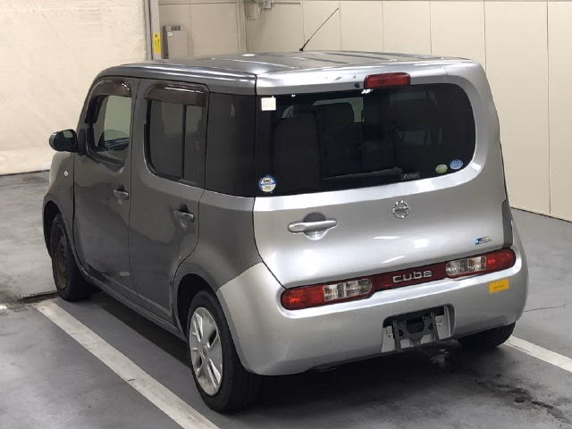 NISSAN CUBE