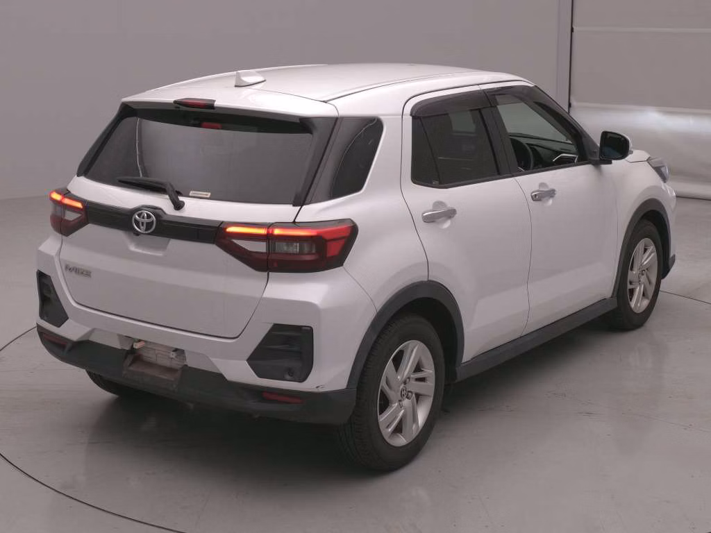 TOYOTA RAIZE