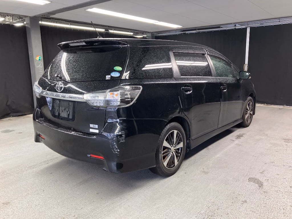 TOYOTA WISH
