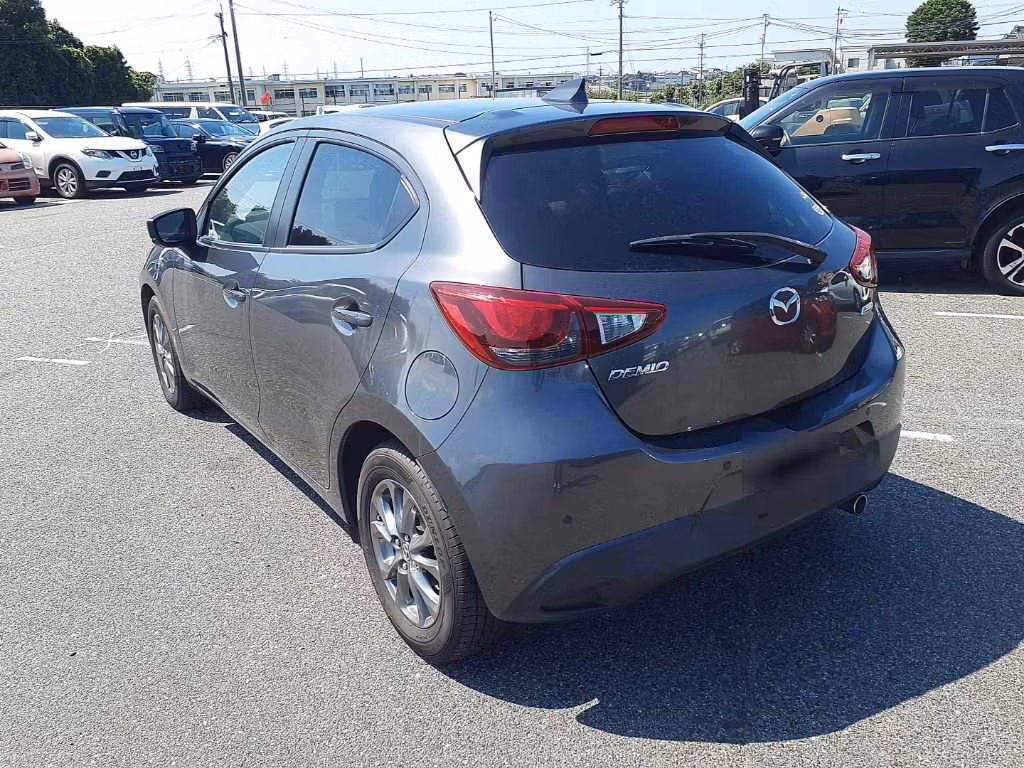 MAZDA DEMIO