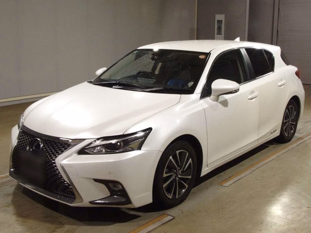 Lexus CT200h