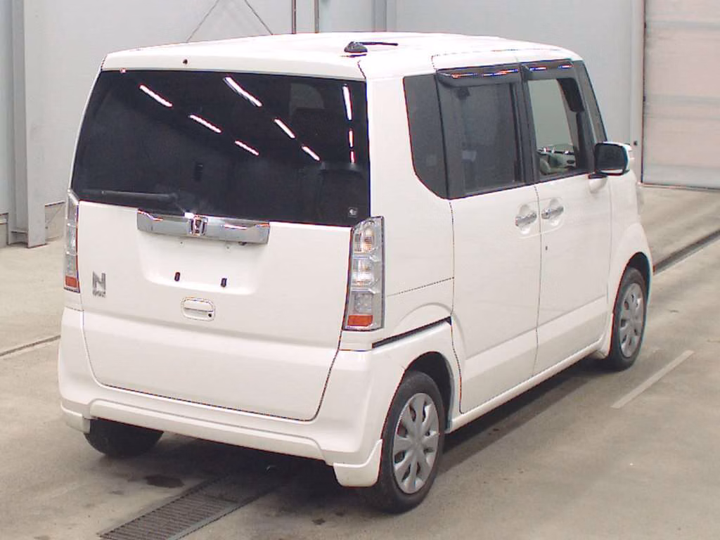 HONDA N-BOX