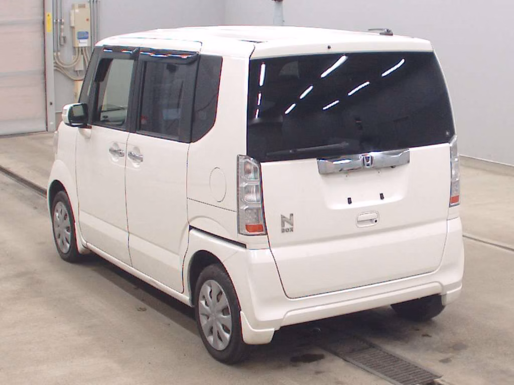 HONDA N-BOX