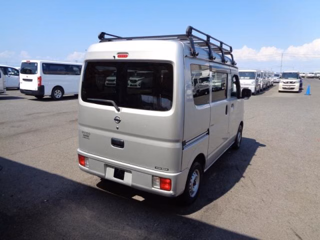 NISSAN NV100 CLIPPER