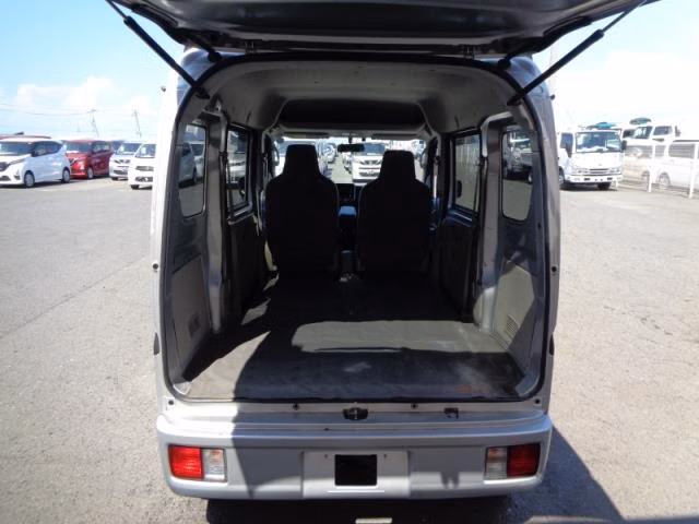 NISSAN NV100 CLIPPER