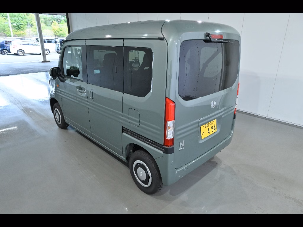 HONDA N-VAN
