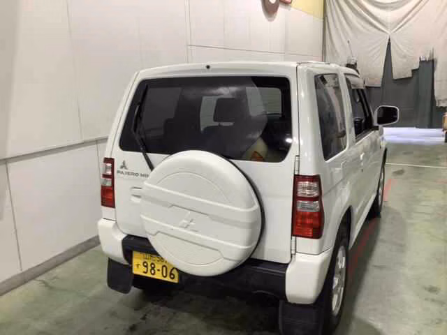 MITSUBISHI PAJERO MINI