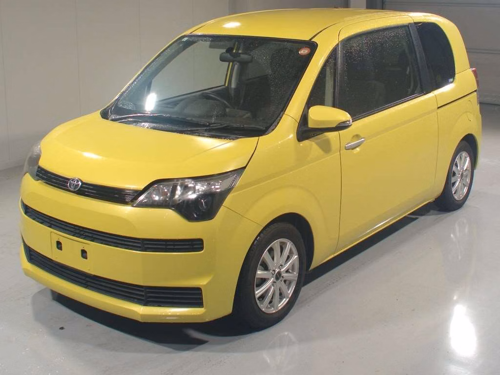 TOYOTA SPADE