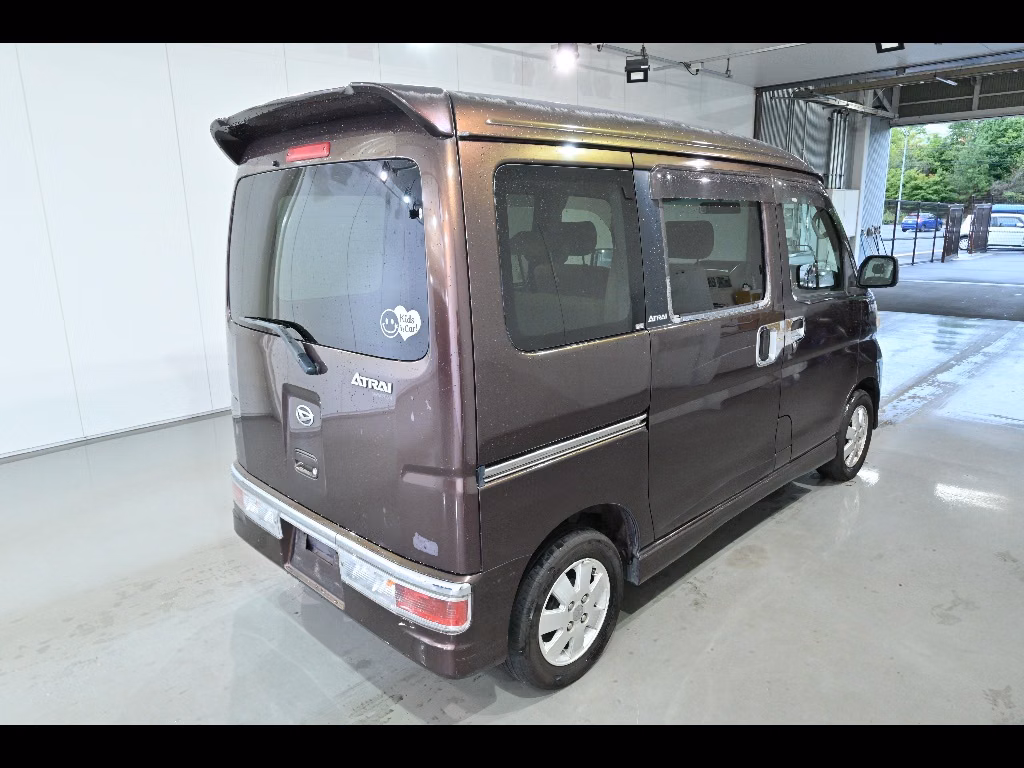 DAIHATSU ATRAI