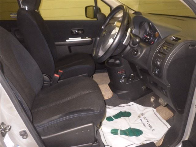 NISSAN LAFESTA