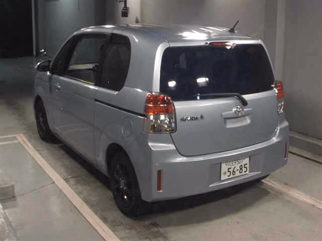 TOYOTA SPADE