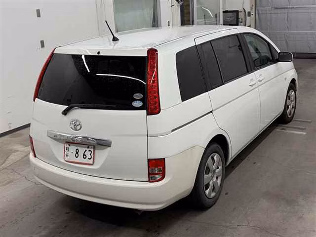 TOYOTA ISIS