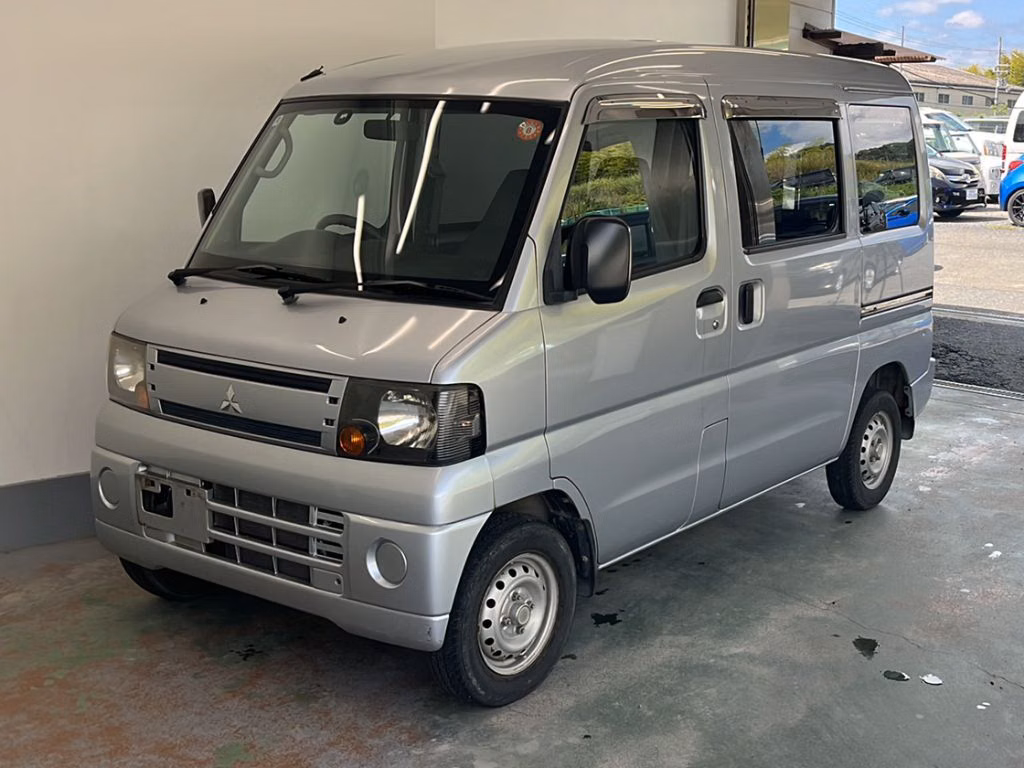 MITSUBISHI MINICAB