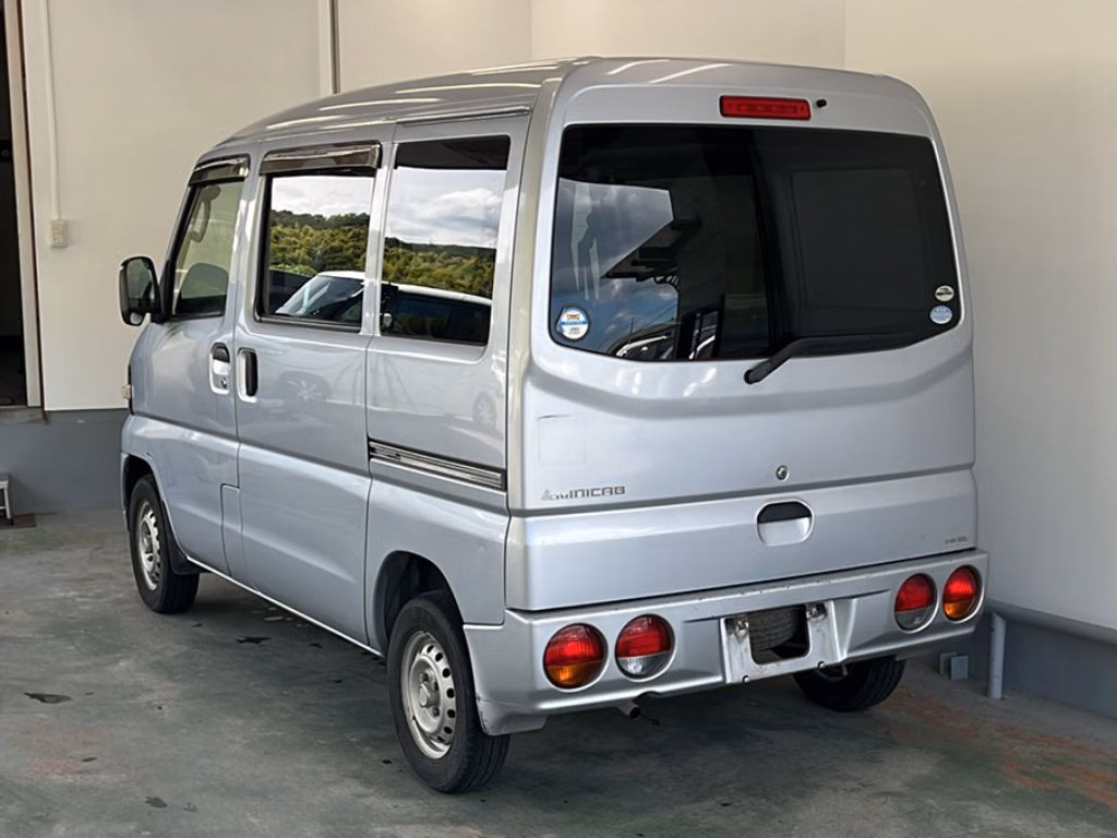 MITSUBISHI MINICAB