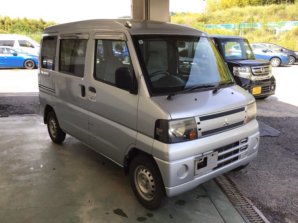 MITSUBISHI MINICAB