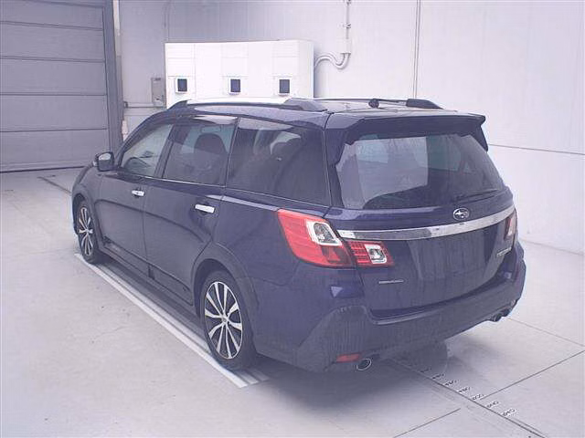 SUBARU EXIGA CROSSOVER 7
